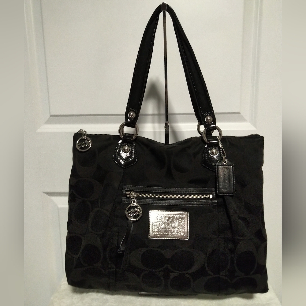 Authentic Coach Poppy Purse